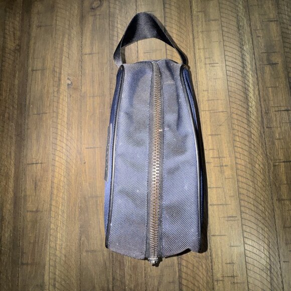 Versace Parfums Navy Blue Mesh Toiletry / Travel Bag Pouch - Picture 3 of 12